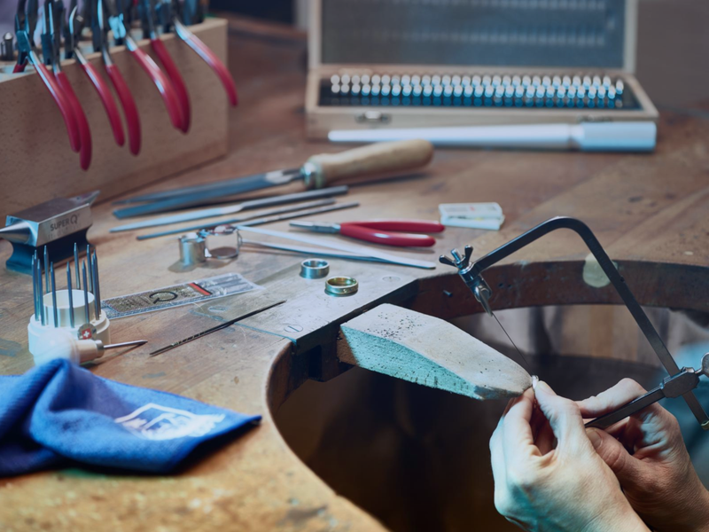 NIQUA WorkBench Organizer